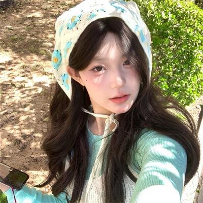 穿书七零，炮灰女配她又争又抢